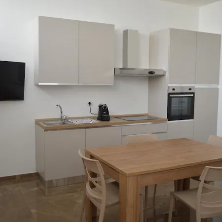 Apartament La Perla Di Giada 2
